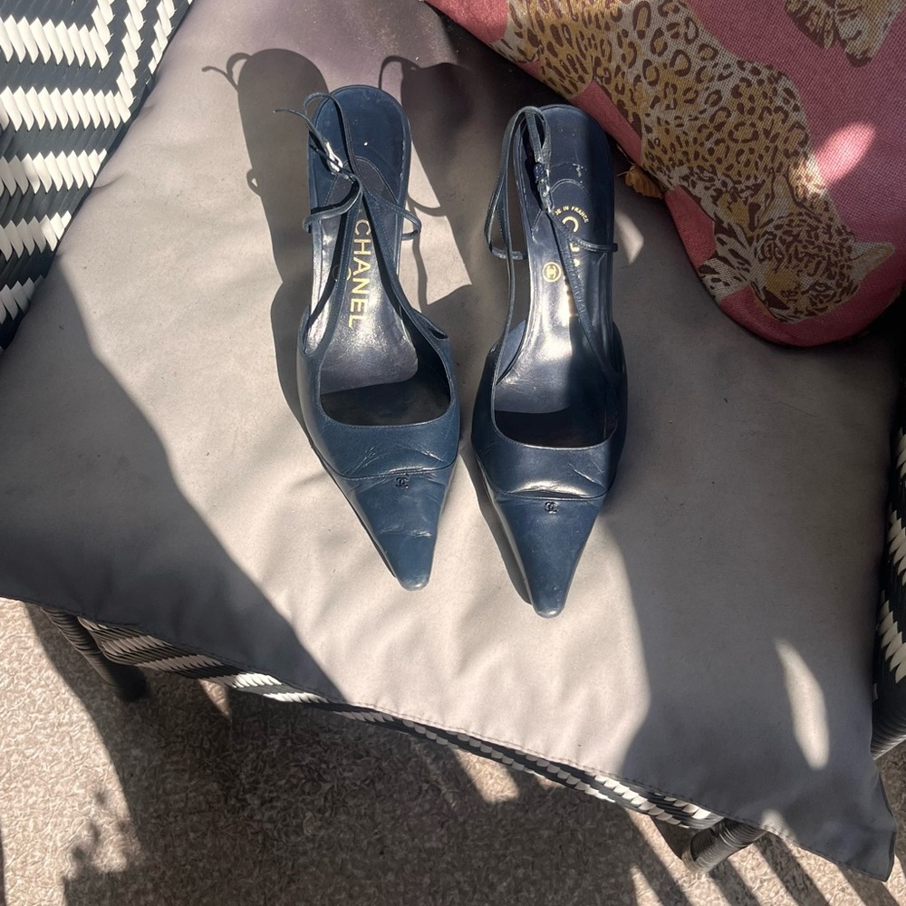 Chanel Navy Blue Women's Slingback Shoes - Picture 6 of 6